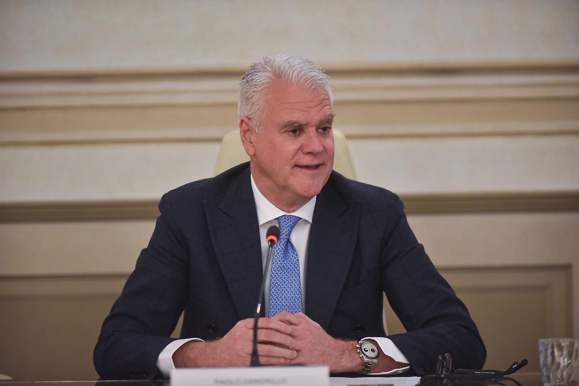 Il ministro Zangrillo attacca la magistratura: "Non &egrave; credibile che il 99% dei magistrati sia eccellente", e rilancia sul referendum