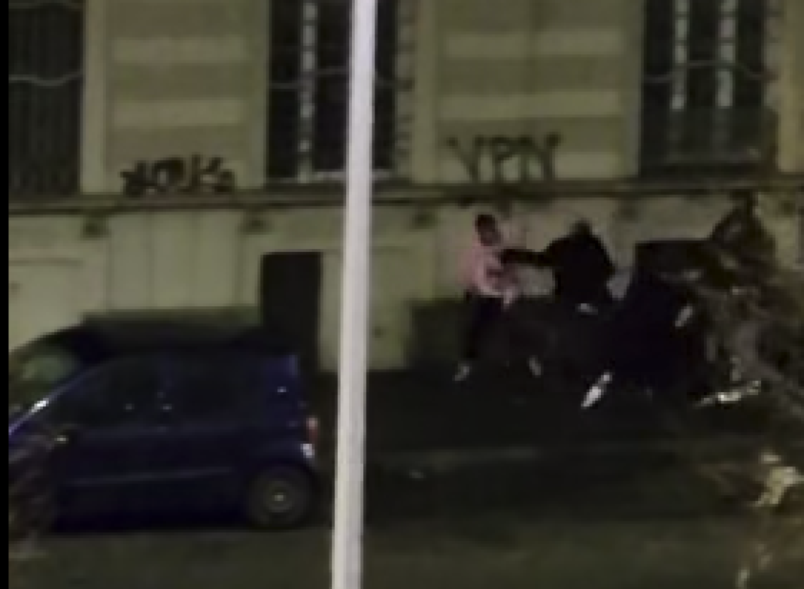 Rissa all&rsquo;alba tra via Stradella e corso Venezia: botte tra le auto, allarme dei residenti