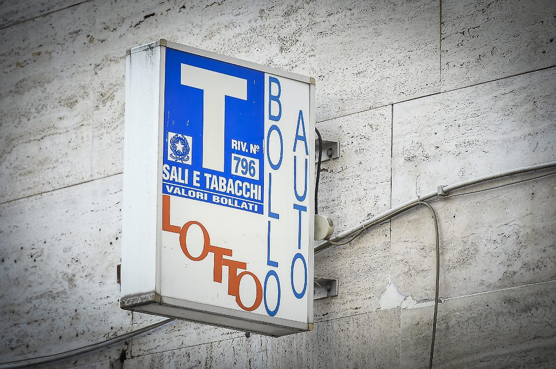 La fortuna fa tappa a Cuorgn&egrave;, centrato un &ldquo;5&rdquo; al SuperEnalotto da quasi 70mila euro