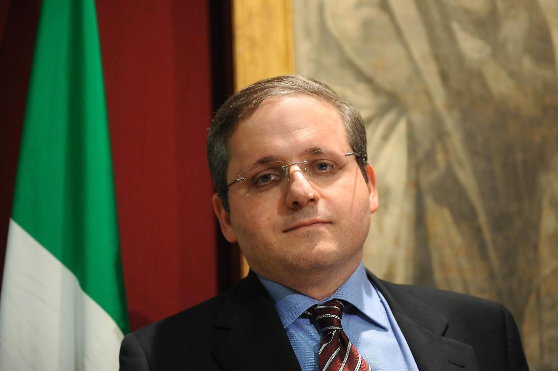 Deportazioni, stermini e silenzi di massa: quando l&rsquo;orrore diventa normale