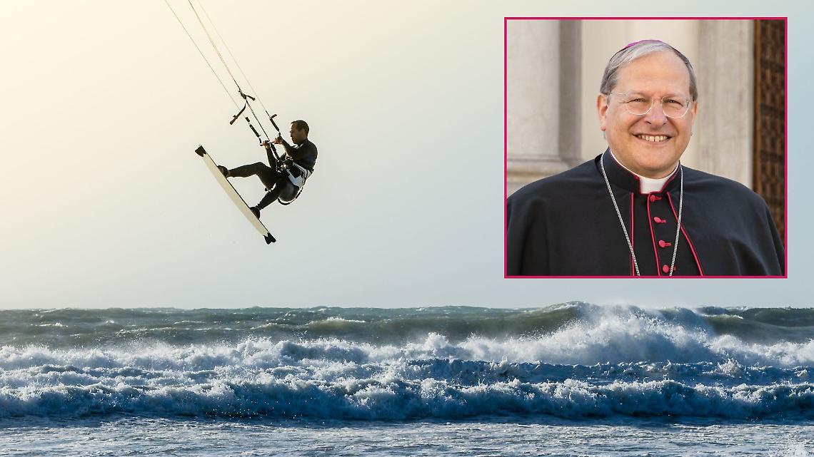 Tesla, moto e kitesurf in Sudamerica: indagato dal Vaticano il vescovo di Alessandria