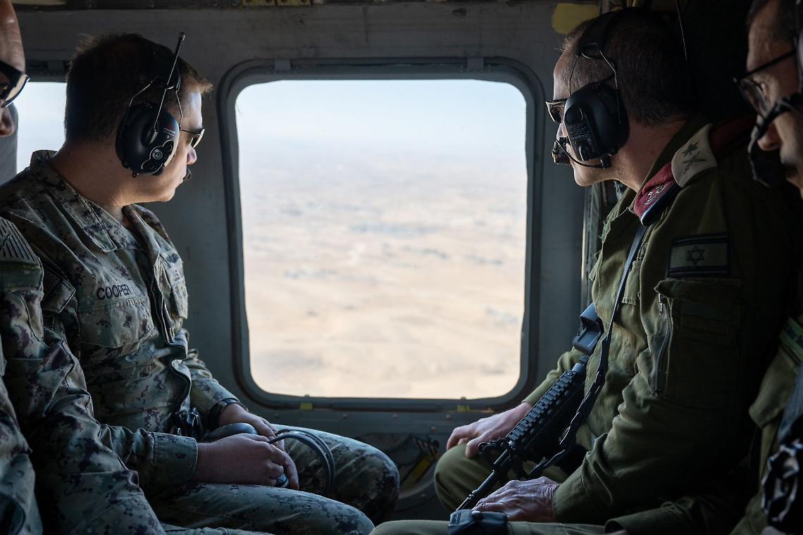 Gli Stati Uniti trasferiscono migliaia di detenuti ISIS dalla Siria all&rsquo;Iraq: sicurezza o rischio esplosivo?