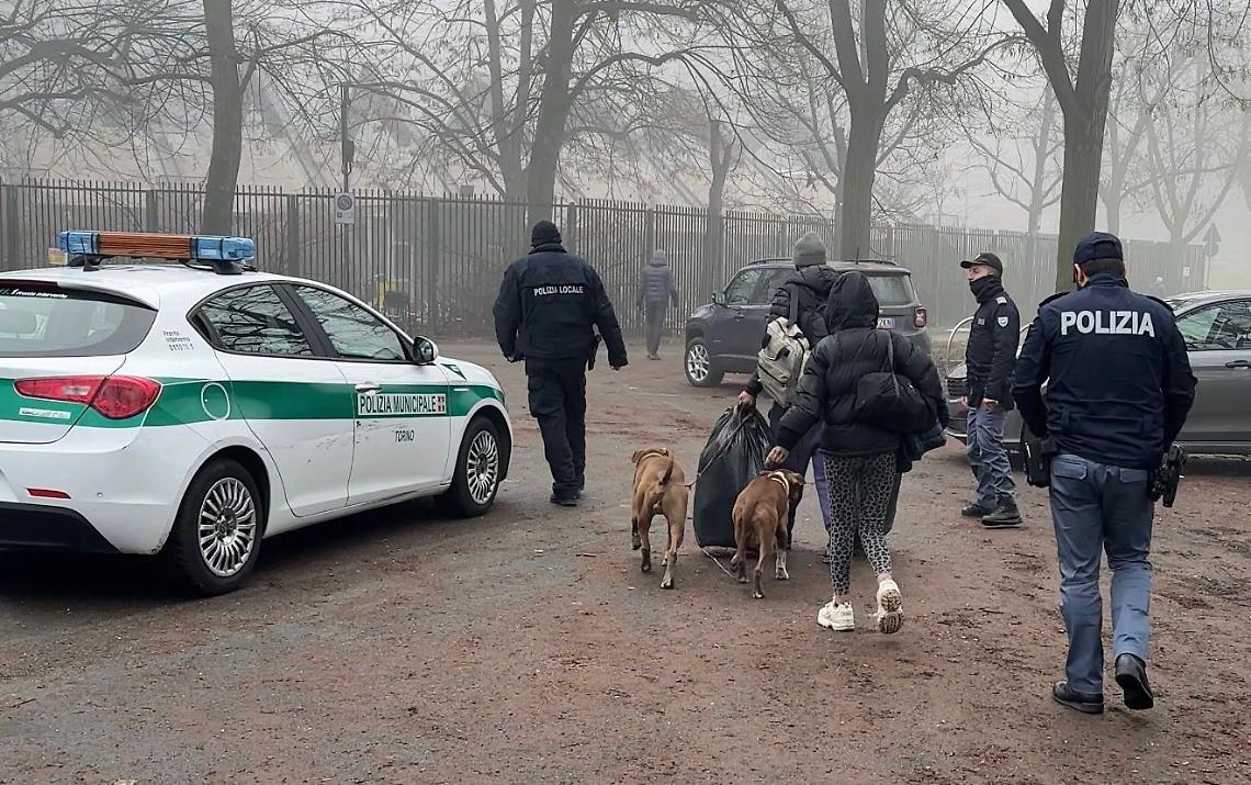Ex piscina Sempione, sgombero e demolizioni: Torino chiude uno dei simboli dell&rsquo;abbandono urbano