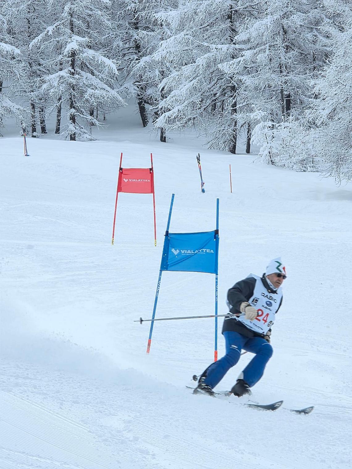 Sestriere, il raduno degli Sciatori d&rsquo;Epoca accende la memoria: omaggio a Claudia Giordani