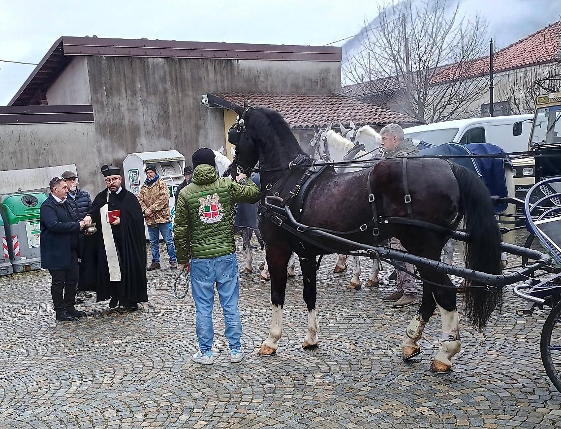 Bajo c&rsquo;&egrave;, con qualsiasi tempo: Borgofranco rinnova la tradizione di Sant&rsquo;Antonio Abate