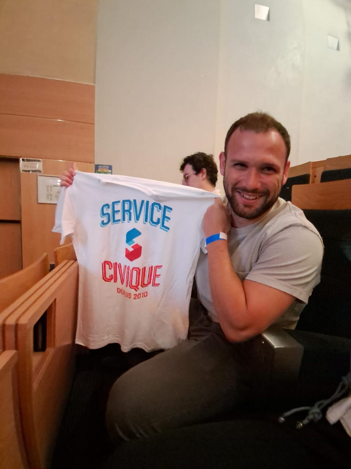 Torino e Nizza unite dal servizio civile: due giovani francesi al lavoro negli uffici metropolitani