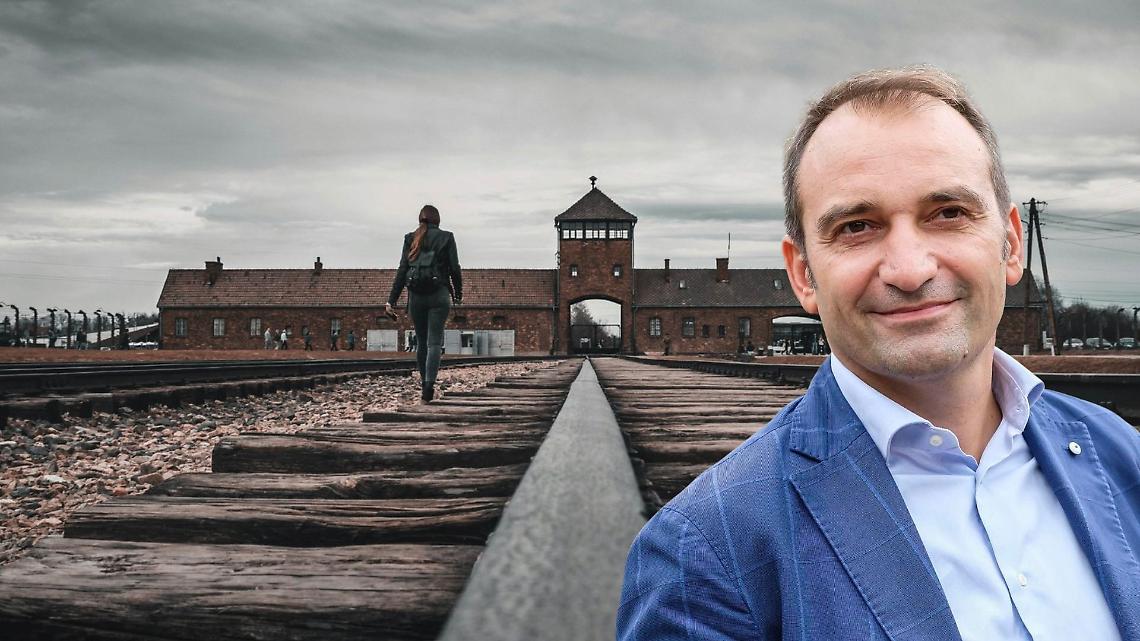 Giorno della Memoria a Torino: al Cimitero Monumentale la citt&agrave; si raccoglie tra lapidi e preghiera