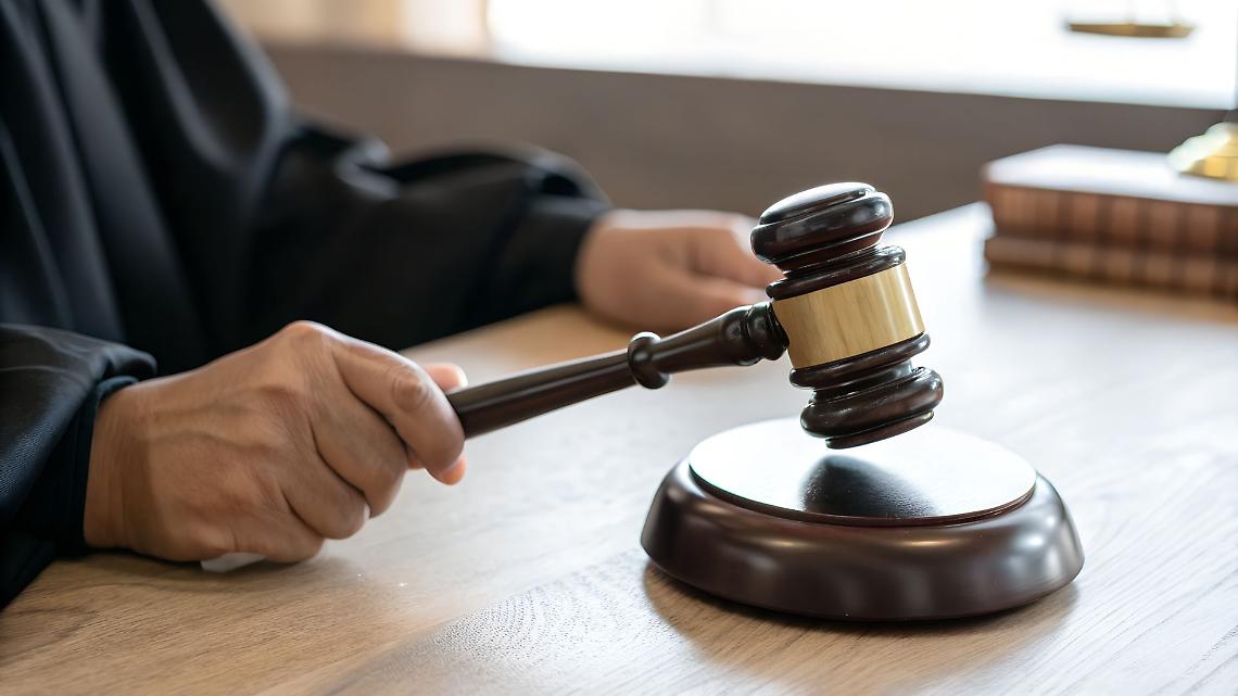 Undici denti sani rimossi, due dentisti condannati a Torino: &ldquo;La mia vita &egrave; diventata un inferno&rdquo;