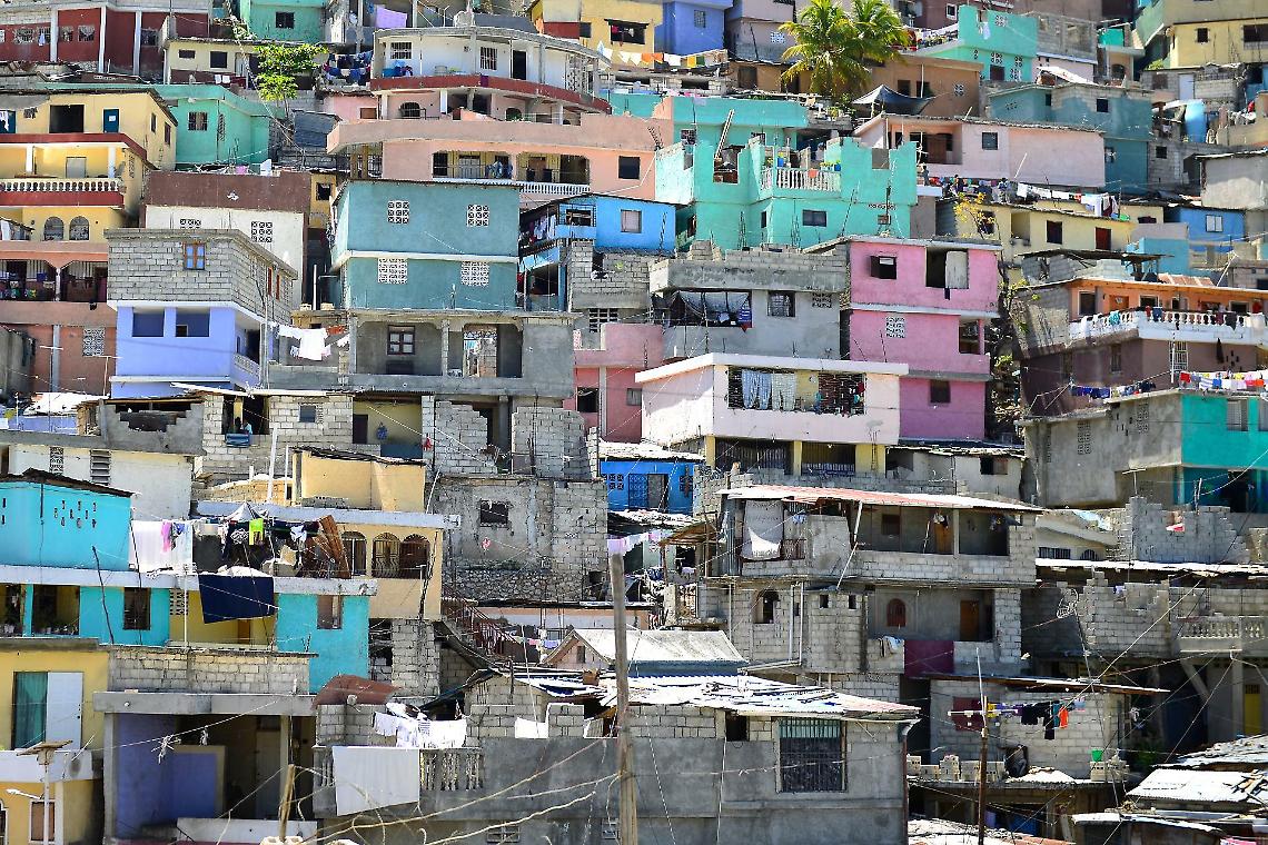 &ldquo;Settantadue ore&rdquo;: la corsa contro il tempo nell&rsquo;ospedale che raccoglie le cicatrici invisibili di Port-au-Prince