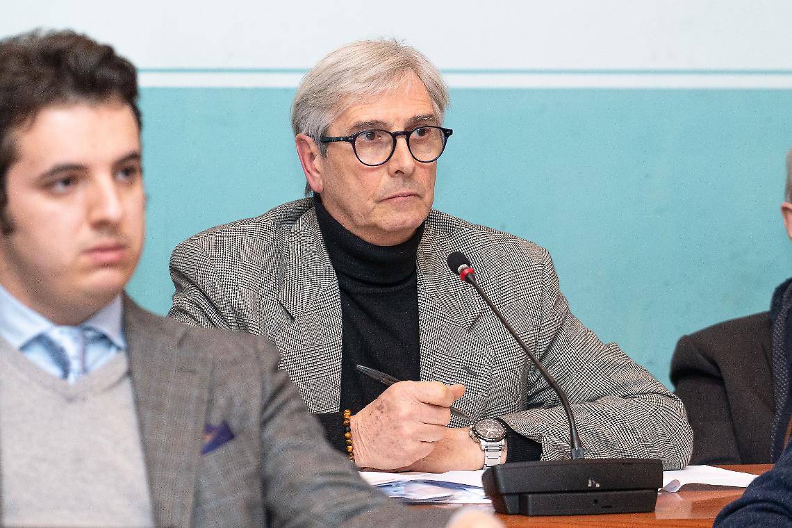 Opposizioni sul piede di guerra: &ldquo;Basta decisioni senza confronto&rdquo;