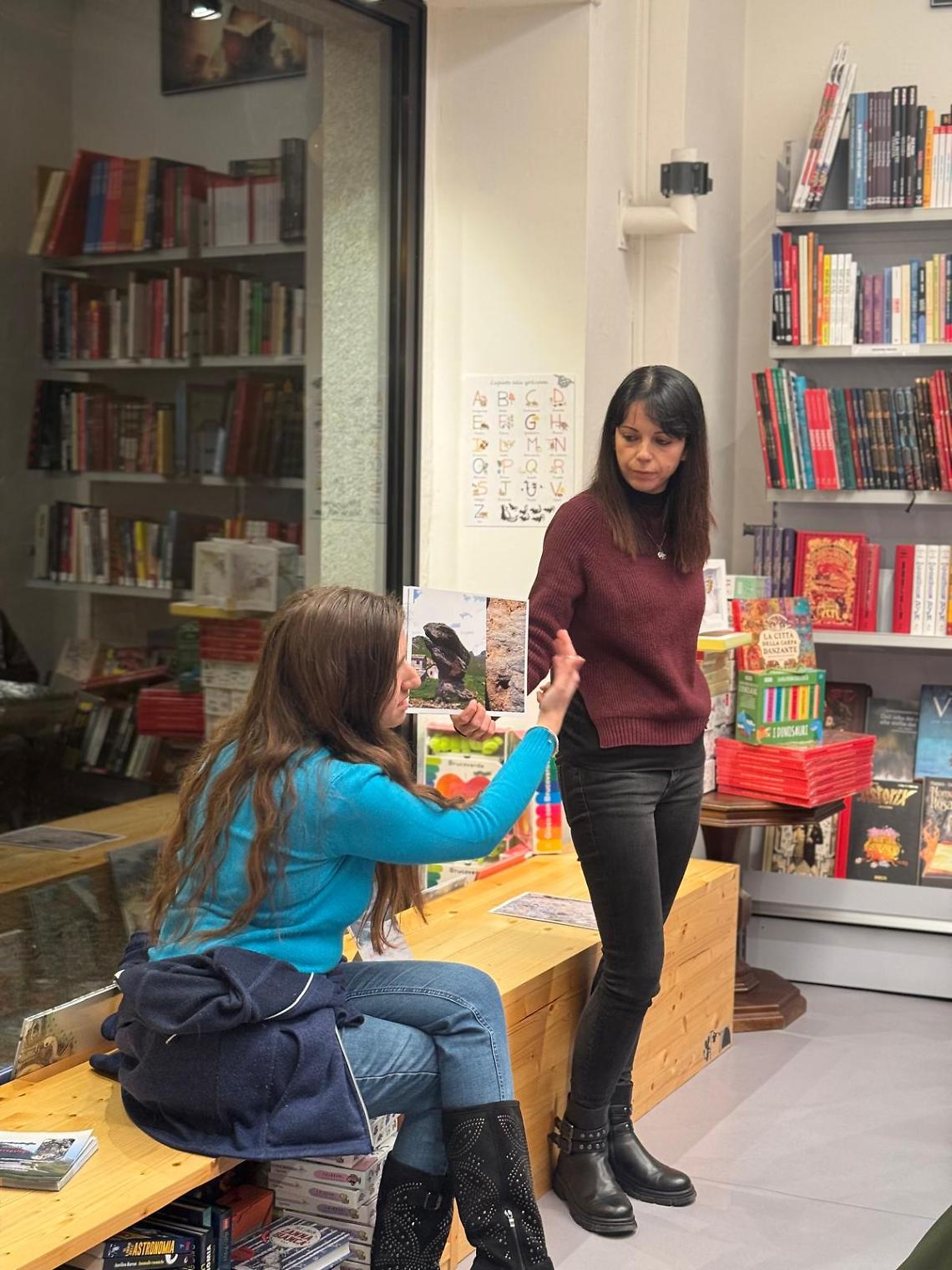 L'autrice Serena Girivetto e la dottoressa in Beni Culturali Valentina Genovese