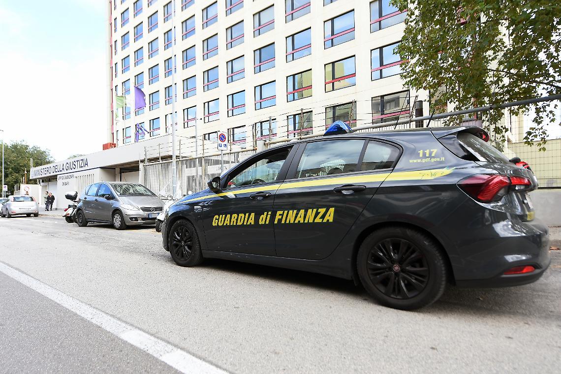 Maxi sequestro da 2,5 milioni