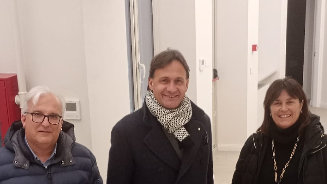 Volpiano inaugura l&rsquo;ex scuola di via Botta: torna a vivere come polo culturale