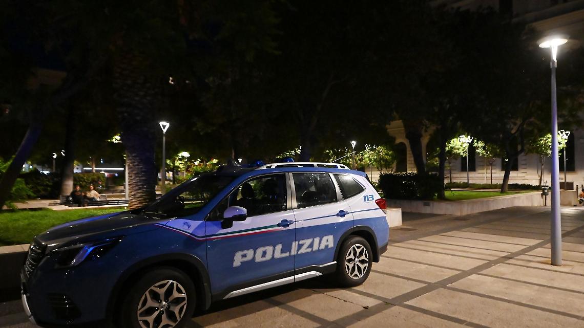 Machete contro una ragazza