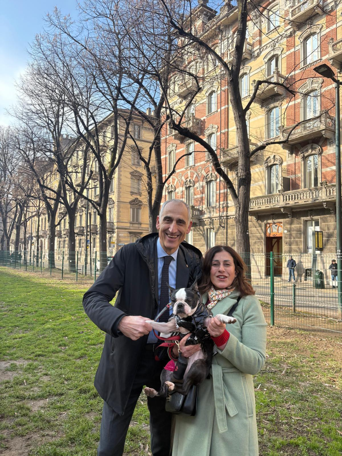 Area cani in centro a Torino, inaugurato il nuovo spazio in corso Galileo Ferraris dopo tre anni di attesa