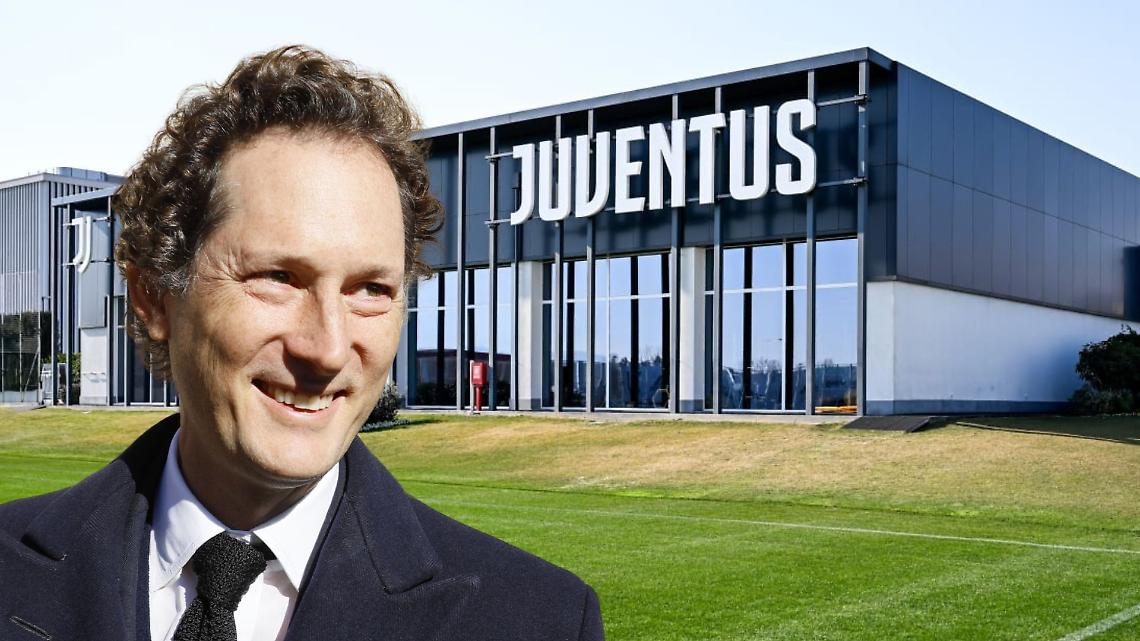 Elkann alla Continassa carica i bianconeri