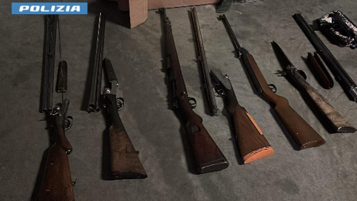 Armi e oggetti rubati