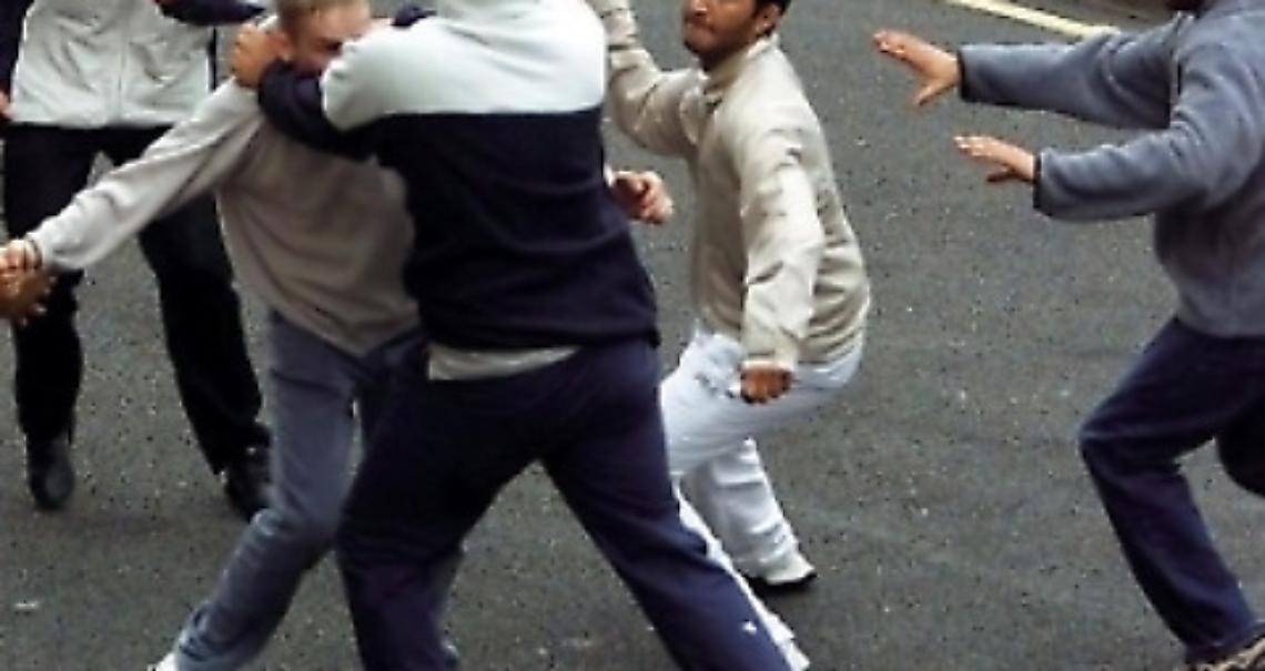 Rissa alla stazione di Ivrea, 15 giovani denunciati