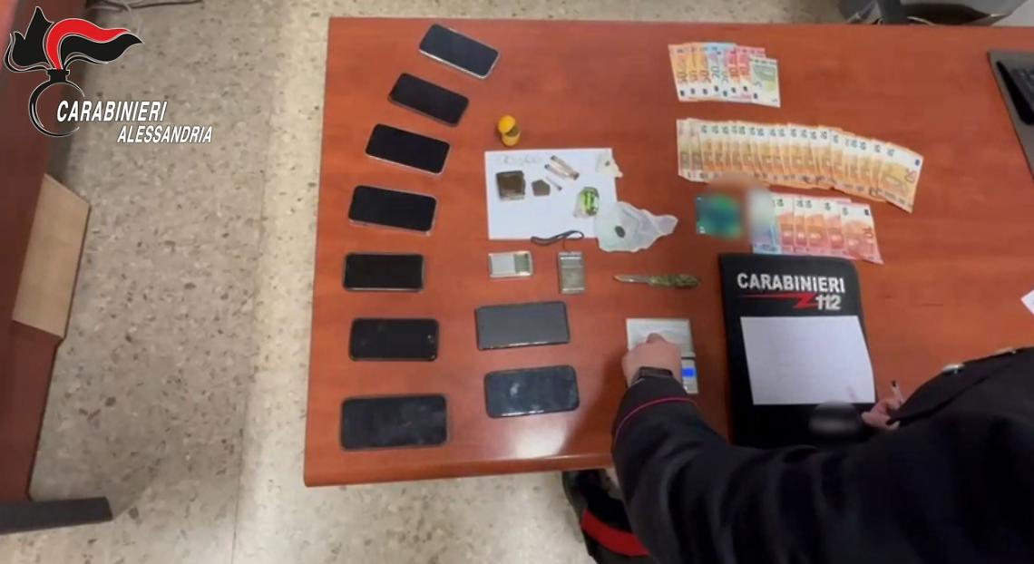 Blitz all&rsquo;alba nell&rsquo;Ovadese: nove perquisizioni, un arresto e tre denunce vicino alle scuole