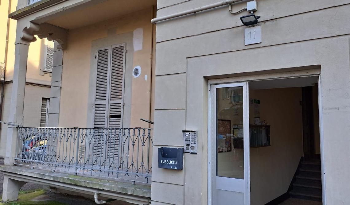 Torino, tentata occupazione in un alloggio Atc appena ristrutturato: intervento dei residenti evita l&rsquo;ingresso abusivo