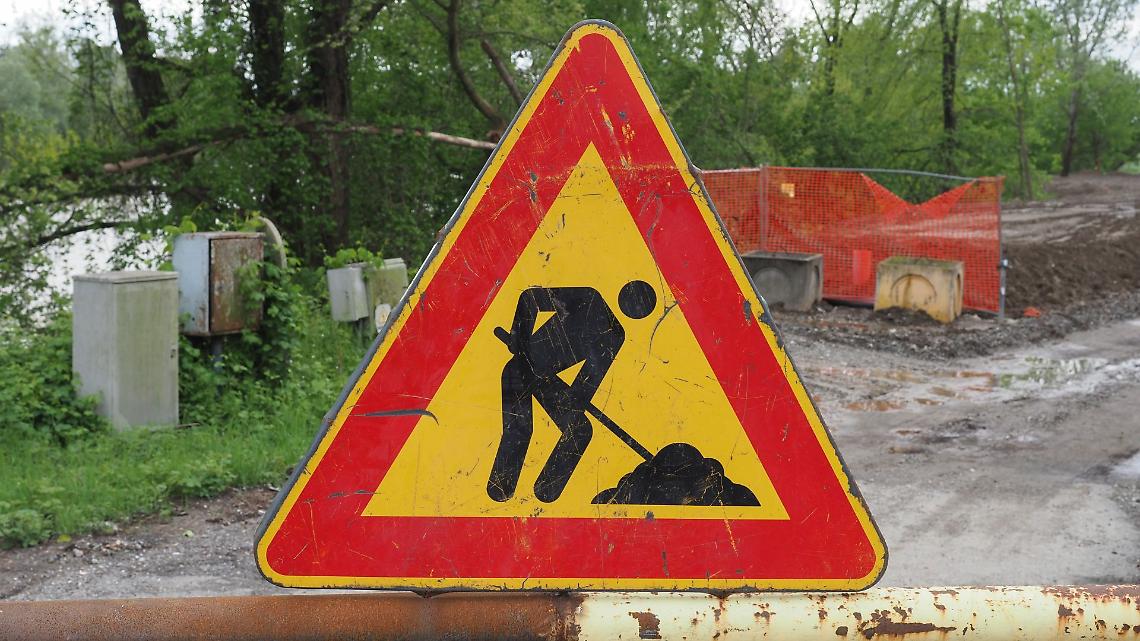 Valperga, tre giorni di stop sulla Provinciale 13: chiude un tratto della strada di Front