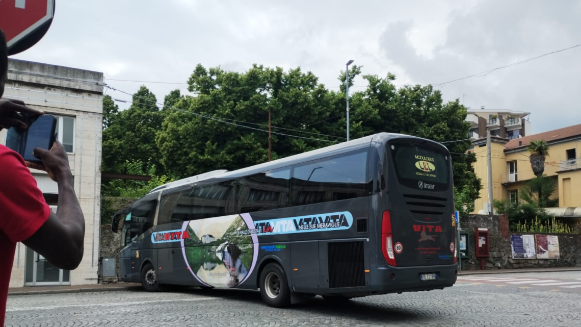Corso Nigra a Ivrea, capitale del terzo mondo pendolare