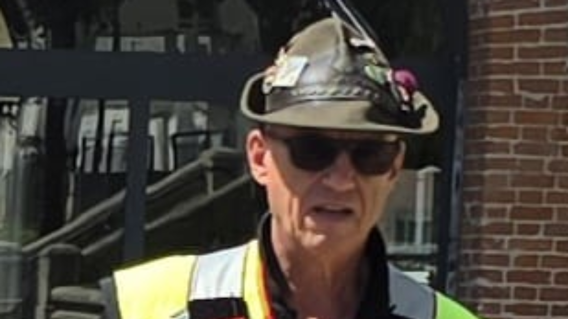 Istruttore dell'Associazione Nazionale Alpini di Borgaro