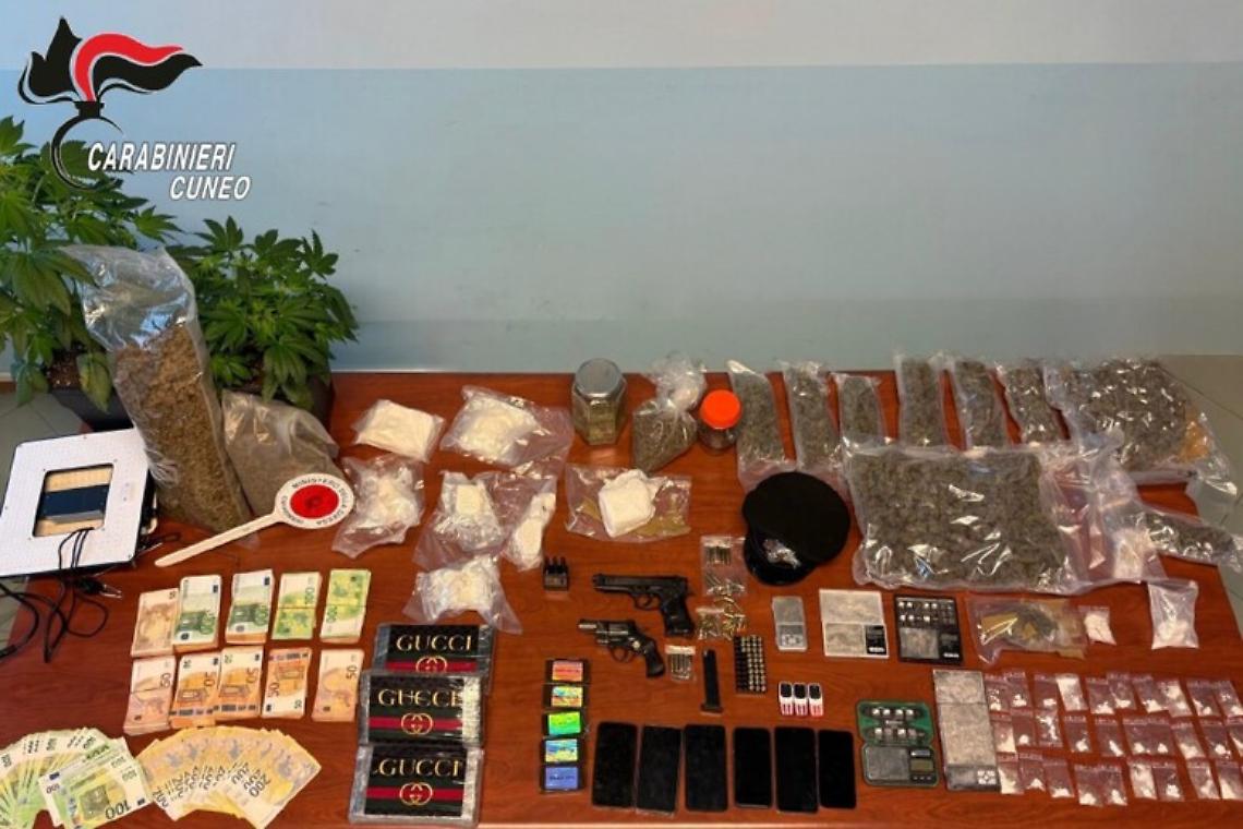 Maxi blitz antidroga nel Cuneese: dieci arresti e 100mila euro sequestrati