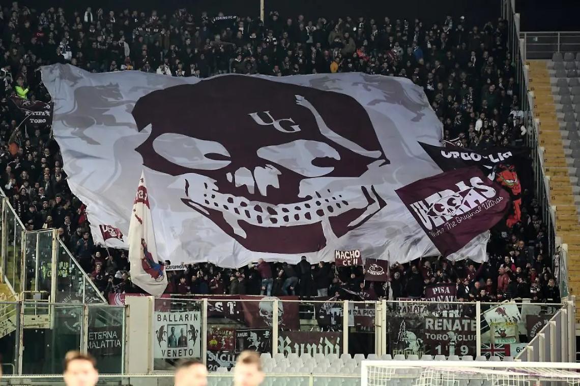 Toro, faccia a faccia al Filadelfia: ultras a confronto con la squadra