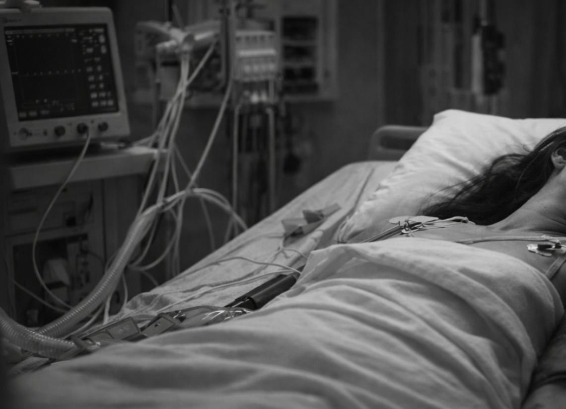 Venus, tre corse in ospedale e un addio che fa domande: la famiglia chiede verit&agrave; sulla 43enne morta a Novara