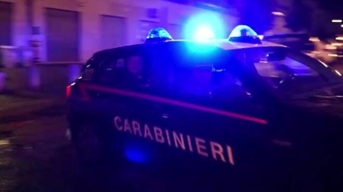 Tragedia a Pietra Ligure: 35enne si lancia dal terzo piano dopo una confessione alla fidanzata