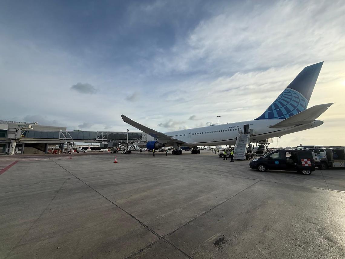 Perch&eacute; milioni di passeggeri sono rimasti a terra? La crisi degli aeroporti del Golfo che ha bloccato i voli in tutto il mondo