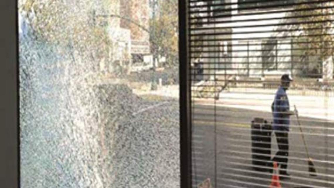 Spaccata nella notte a Rivarolo