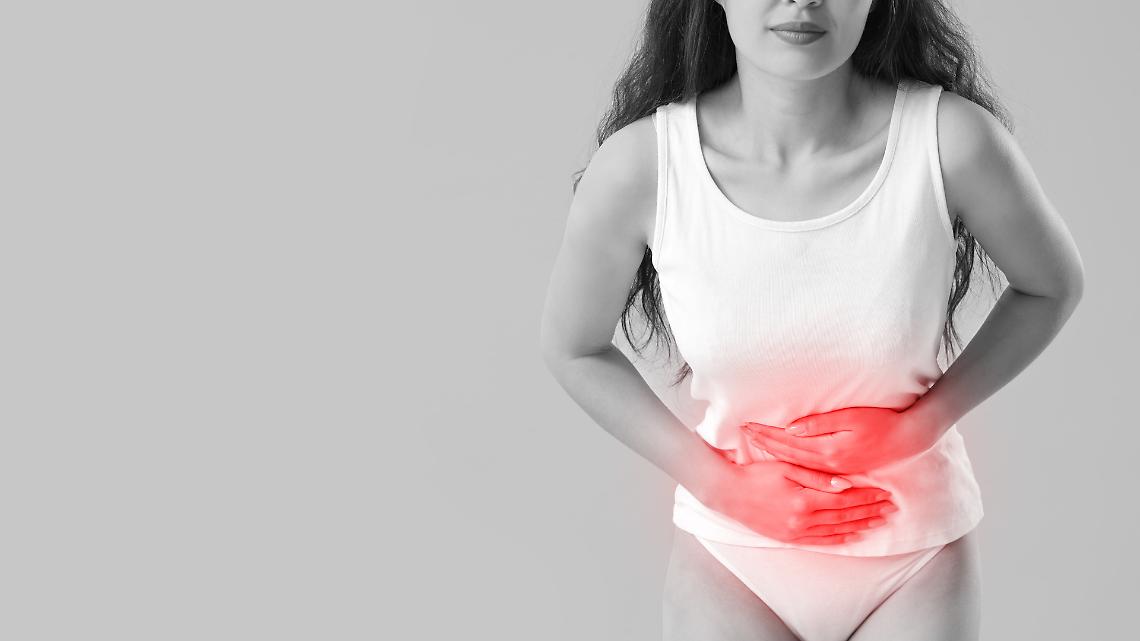 Endometriosi, la malattia invisibile che colpisce milioni di donne: diagnosi ancora troppo tardive