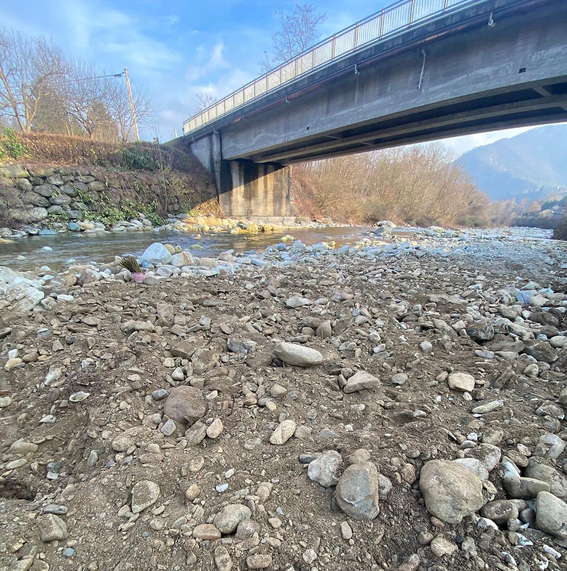 Lavori in corso sul torrente Tesso