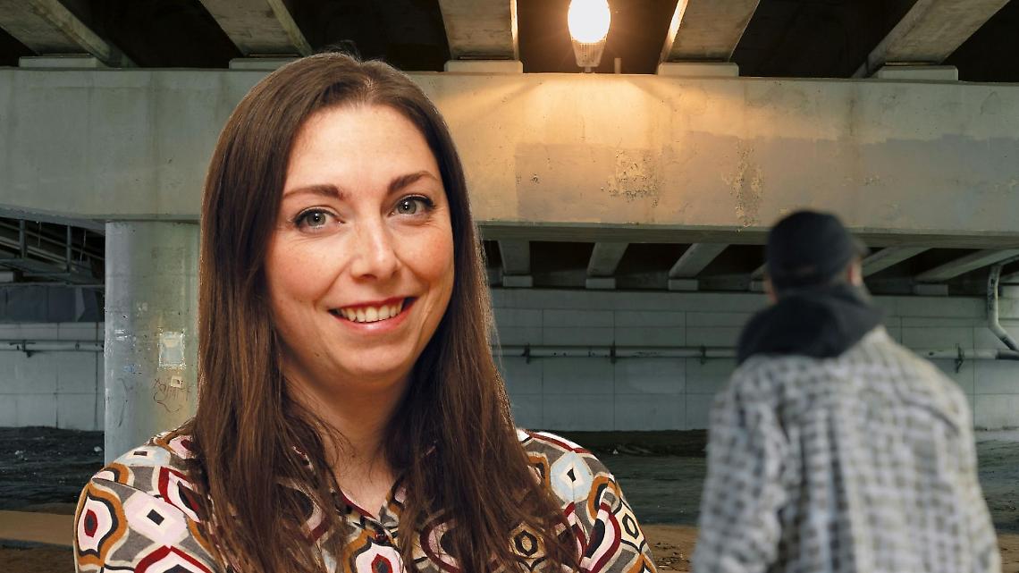 Dal 2 aprile sfrattato a Leini: rischia la strada con la sua cagnolina, il Comune replica