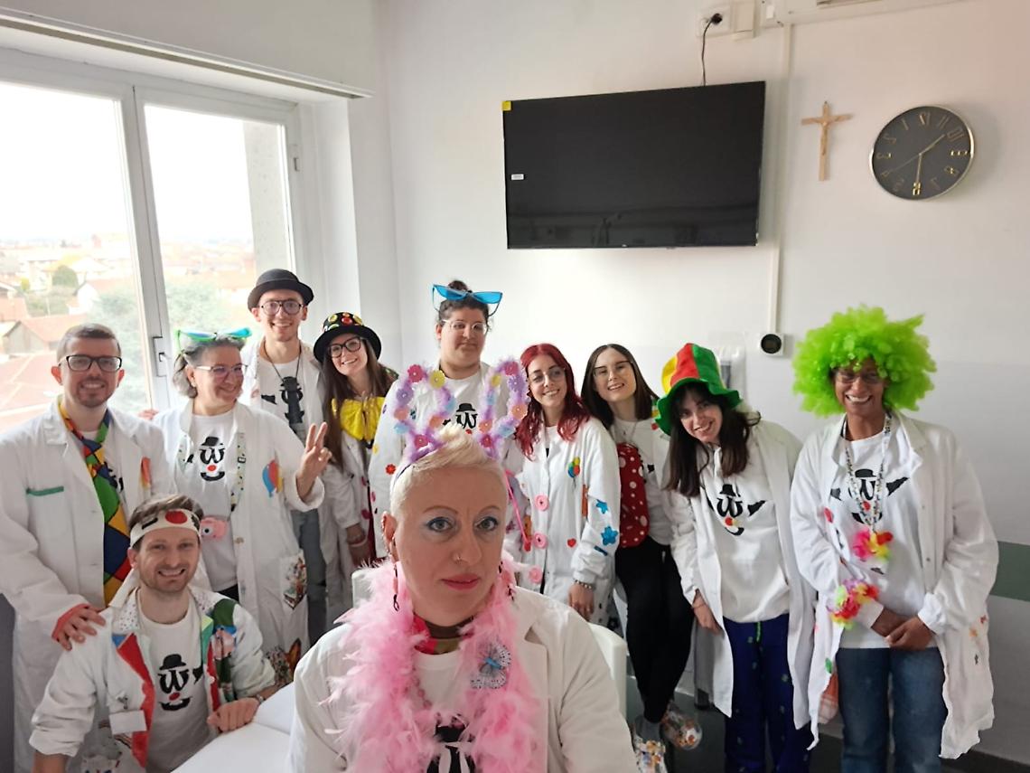 Ciri&eacute; si colora di solidariet&agrave;