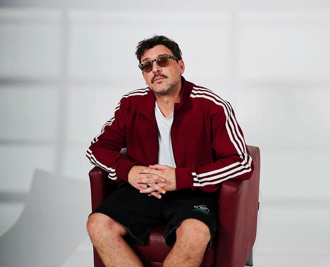 Willie Peyote torna con &ldquo;Burrasca&rdquo;: meno cinismo, pi&ugrave; intimit&agrave;