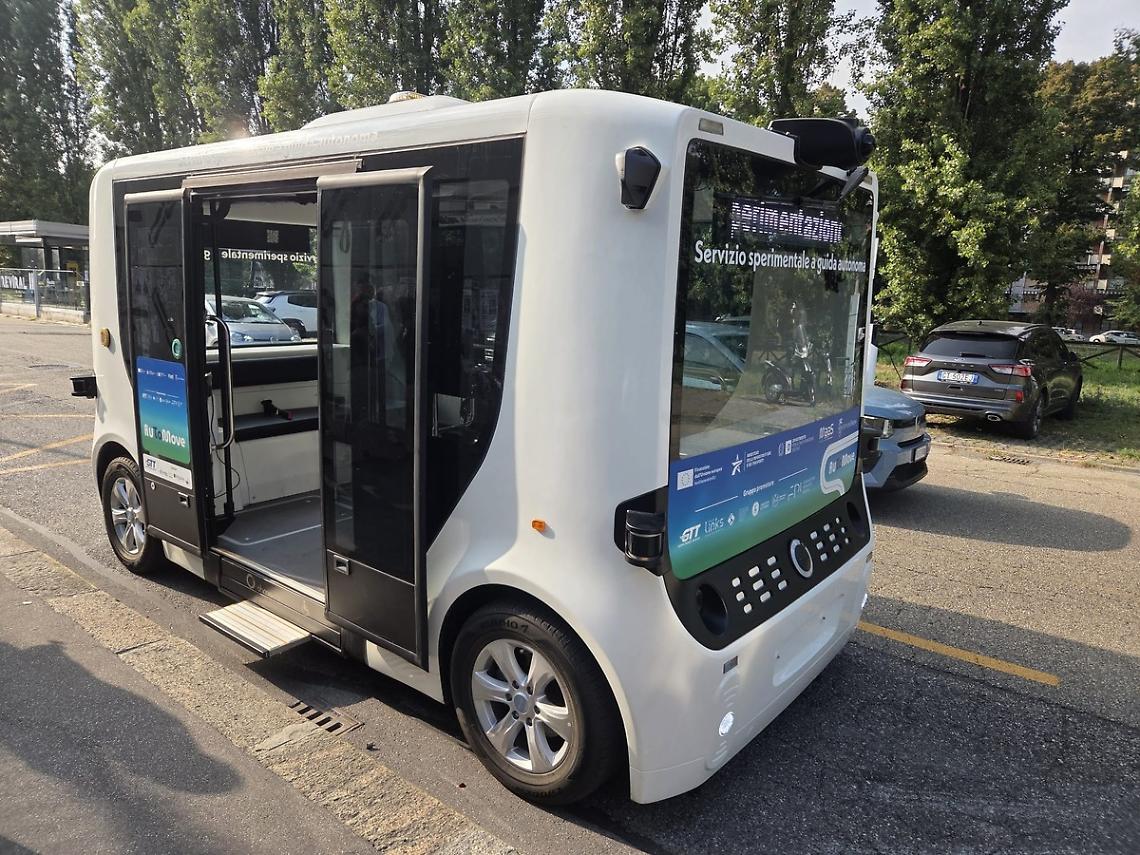 Torino prova la guida autonoma