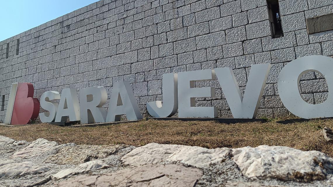 Sarajevo, gli italiani che pagavano per sparare sui civili. L&rsquo;inchiesta sui &ldquo;safari dei cecchini&rdquo; riapre il caso