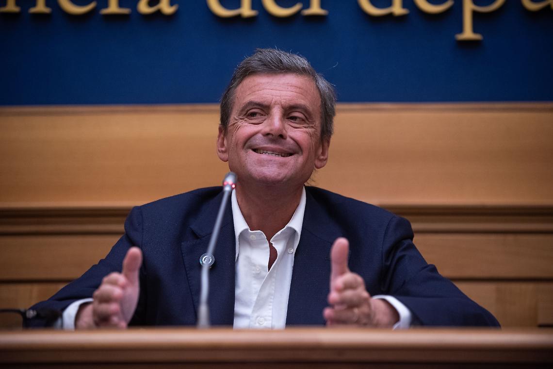 Calenda in modalit&agrave; Pasqua, Azione in modalit&agrave; &ldquo;boh&rdquo;. Bartoli e Ruffino attendono indicazioni