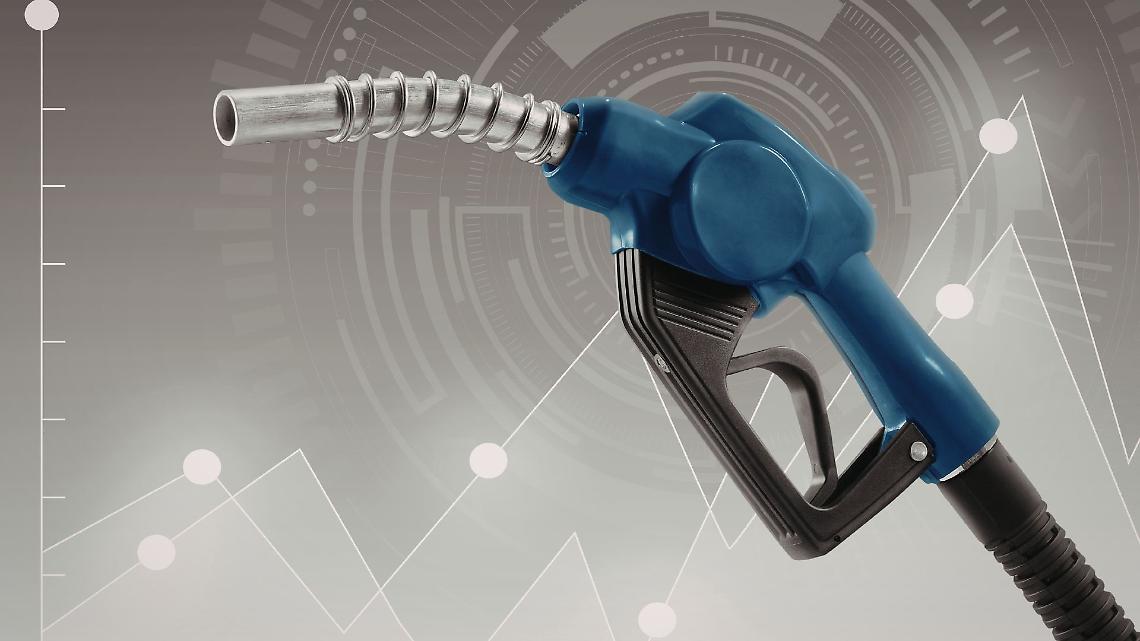 Carburanti fuori controllo: il gasolio sfonda quota 2,1 euro, l&rsquo;Italia viaggia verso una nuova emergenza prezzi