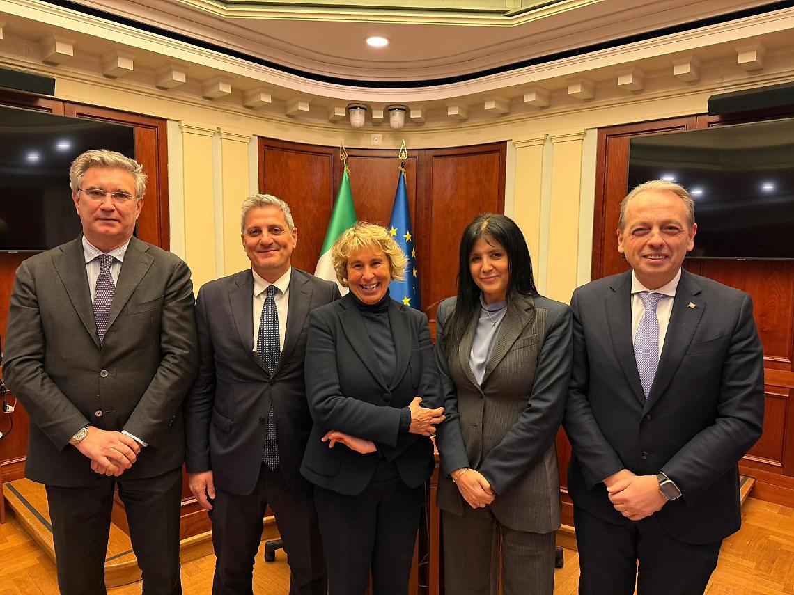 Rosso eletto vicepresidente vicario del gruppo di Forza Italia al Senato: &ldquo;Orgoglio e senso di responsabilit&agrave;, ora pi&ugrave; sostegno all&rsquo;economia&rdquo;.