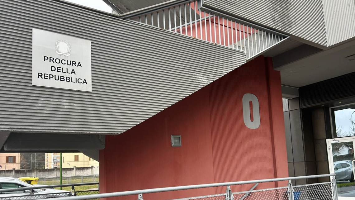 Al culmine di una lite, d&agrave; una testata alla vicina di casa di appena 20 anni: a Ivrea il Processo