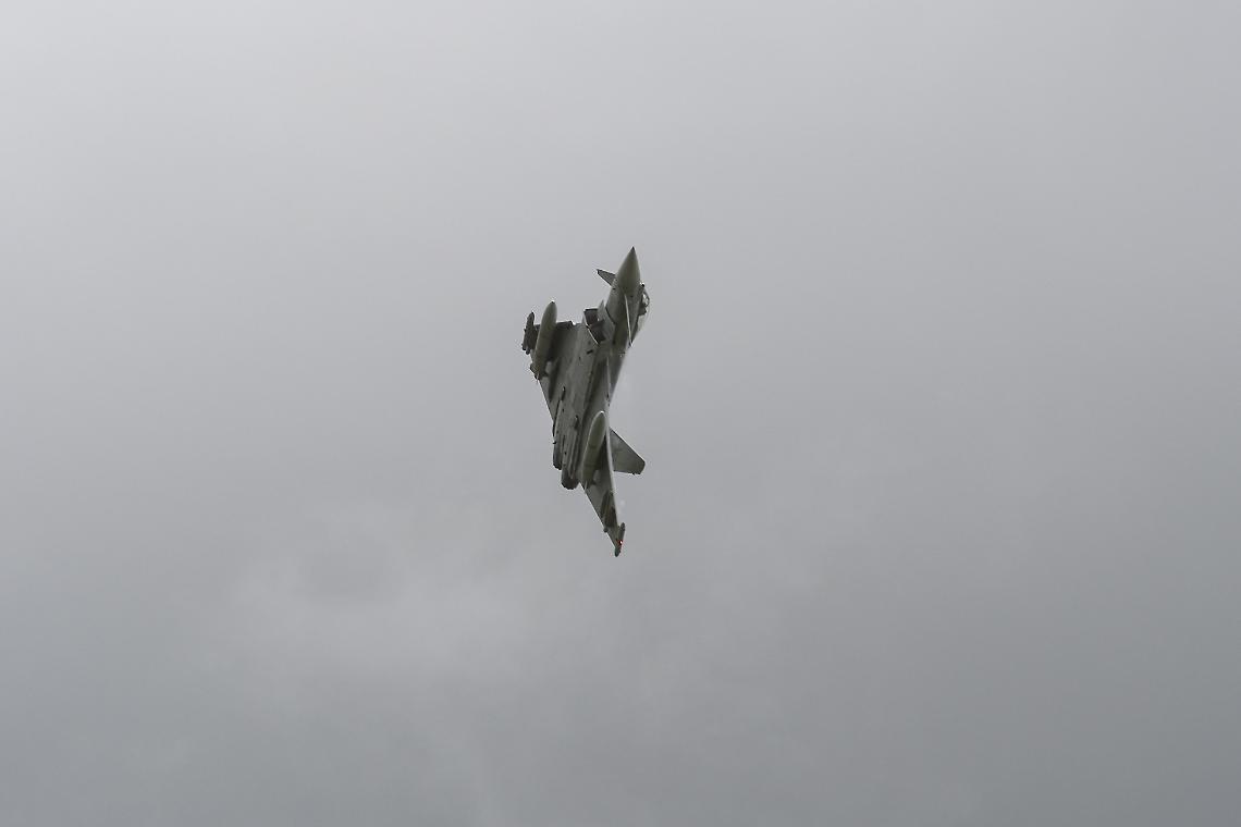 Caccia ed elicotteri nei cieli del Canavese. "Aiuto: siamo in guerra!"