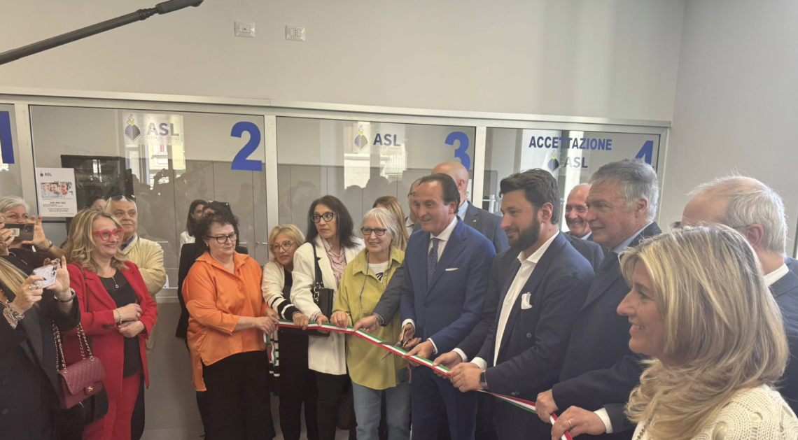 Torino, apre la Casa di comunit&agrave; &ldquo;Ridotto&rdquo;: tra rilancio e proteste