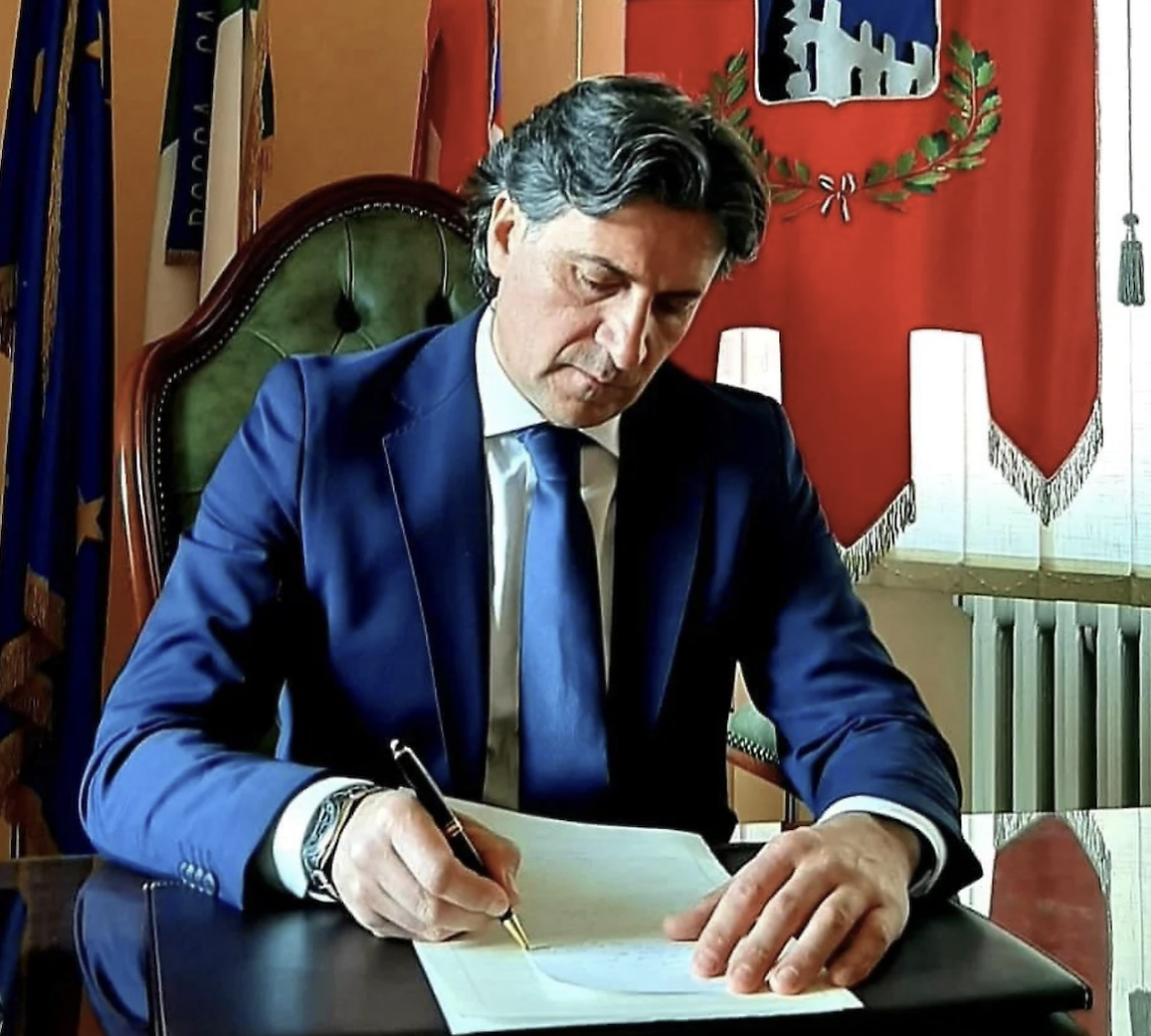 Rocca Canavese, bufera sugli alberi tagliati: il sindaco sbotta