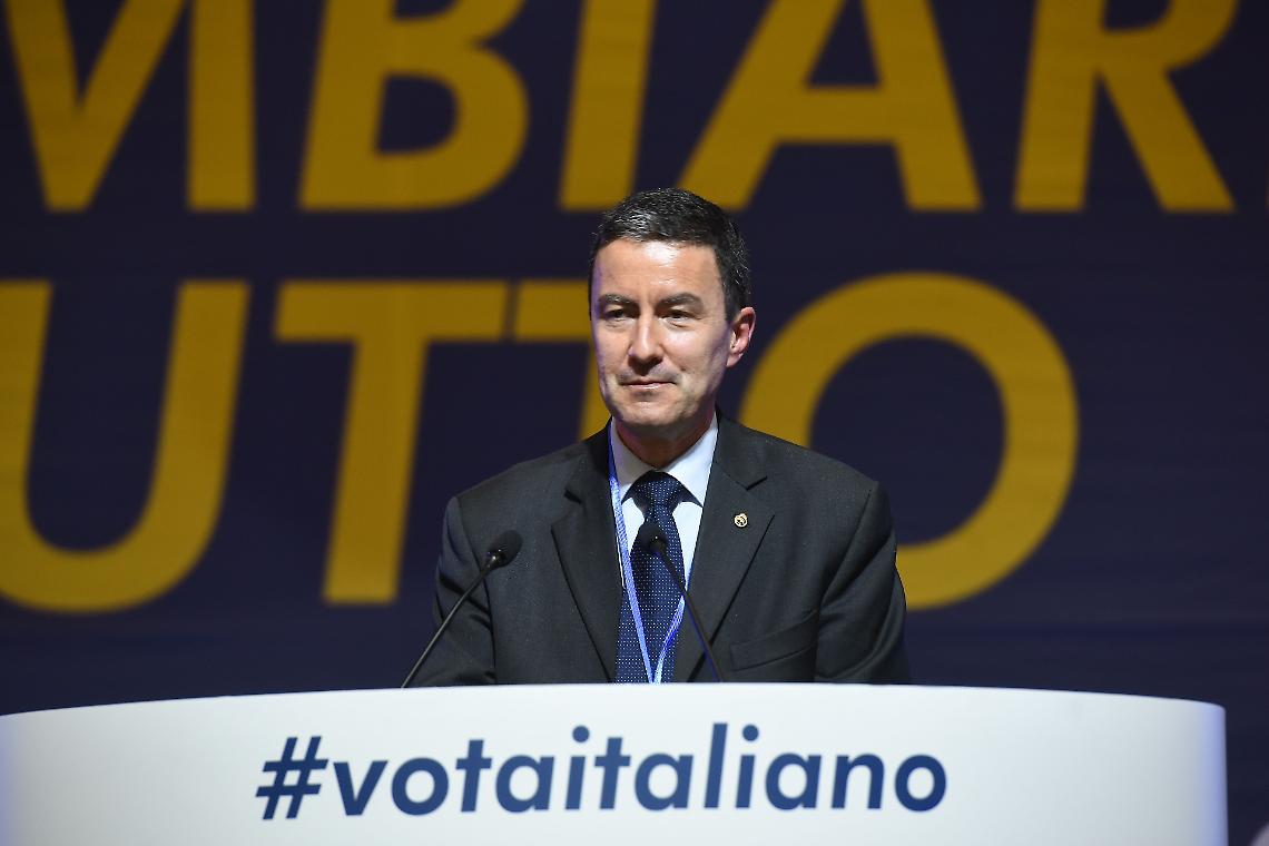 Caio Mussolini a Verbania, scoppia la bufera politica