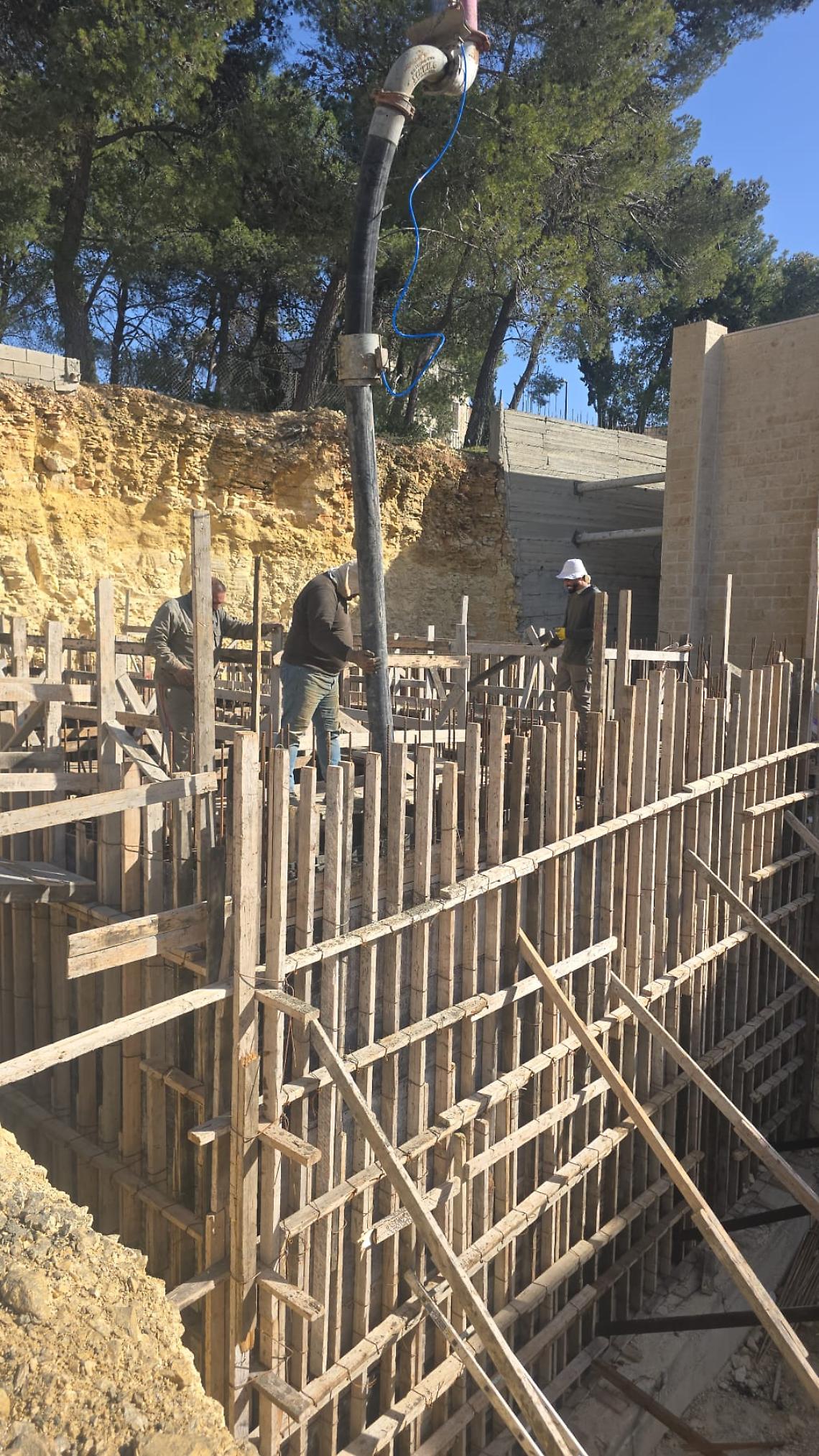 Una cisterna per l'acqua in Cisgiordania. Quando una citt&agrave; non si gira dall'altra parte