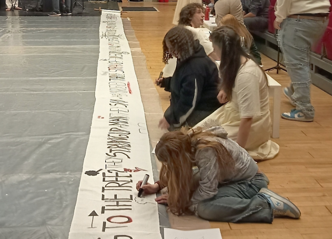 Dal pane al palcoscenico: studenti dell'Enaip alle prove dei Vangeli con Vacis e PoEM